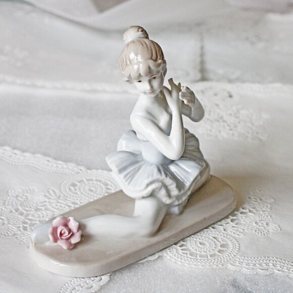 Ballerina Sitting Gracefully Porcelain Figurine - Picture 8 of 8